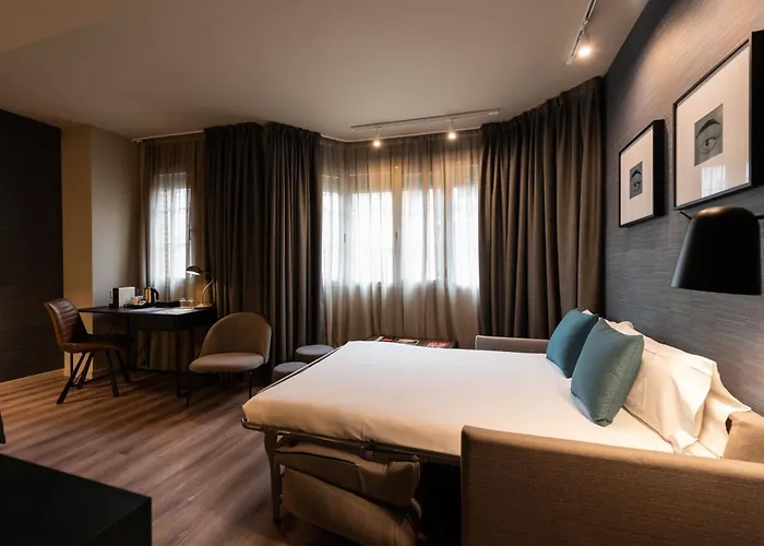 Atenea Rekord Suites